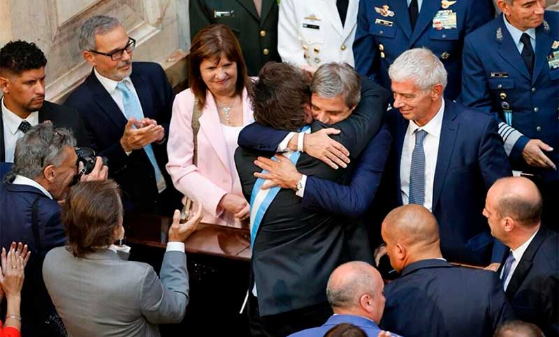 El Gobierno festejó que la inflación se ubicó casi en el 9%
