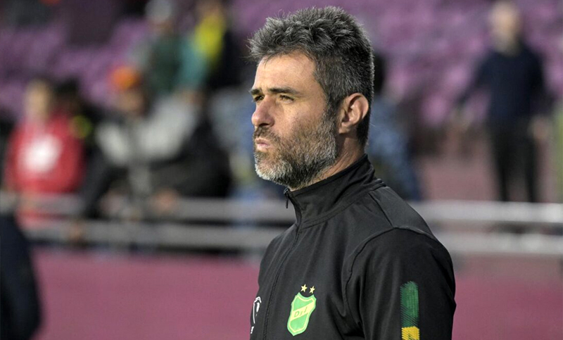 Julio Vaccari dejó de ser el técnico de Defensa y Justicia