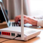 Precios libres: las tarifas de internet, celular y cable podrán aumentar sin límites