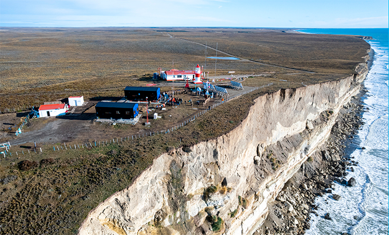 Denuncian que la Armada Argentina instaló paneles solares en territorio chileno
