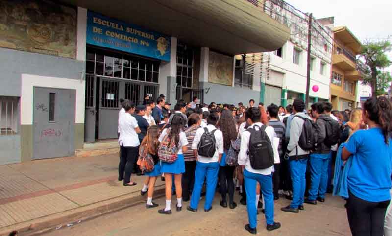 Alumna arrojó gas pimienta en el aula e intoxicó a sus compañeros y docentes