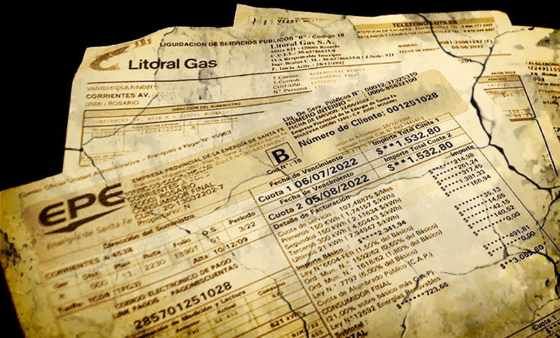 Para contener la inflación, el Gobierno da marcha atrás con las subas de gas, luz y combustibles de julio