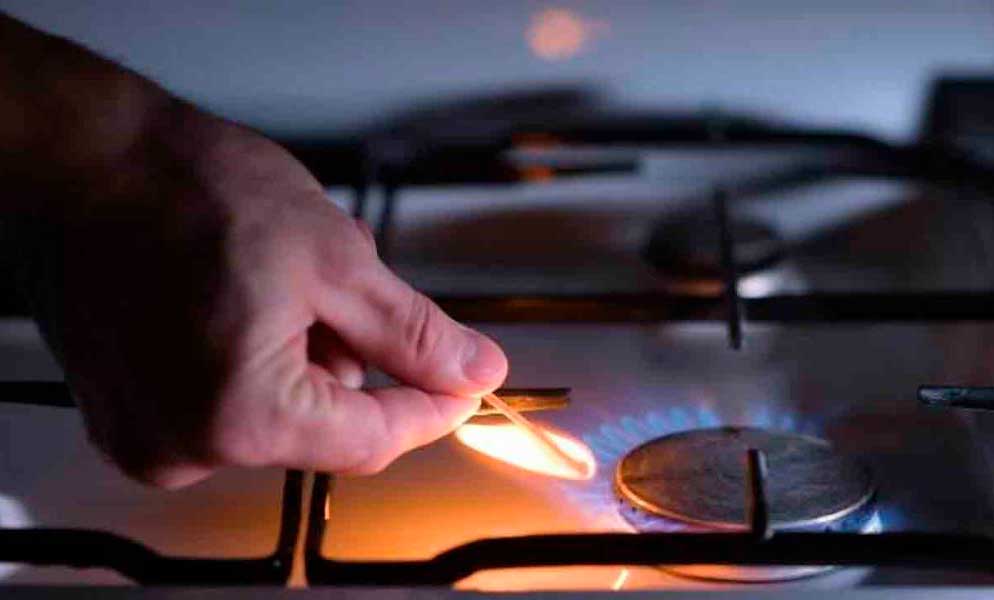El Gobierno define esta semana los aumentos de luz y gas de junio