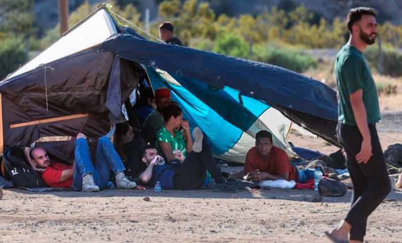 Biden prohíbe asilo a inmigrantes ilegales que crucen la frontera entre Estados Unidos y México