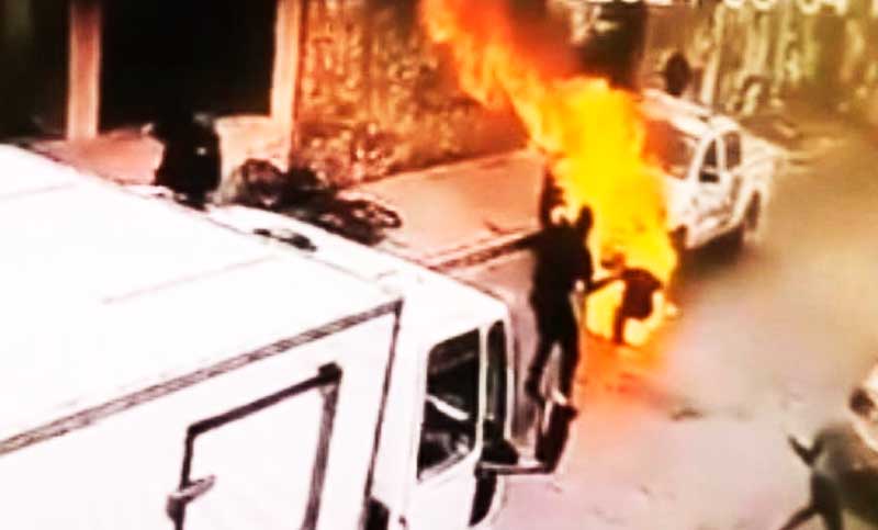 Un hombre se prendió fuego frente al Ministerio Público Fiscal en Pergamino: «Me persigue la policía»