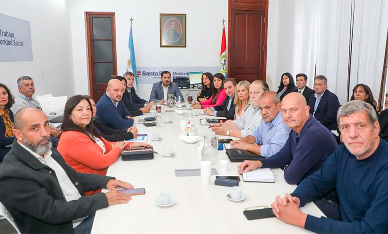 Se retoma la paritaria docente en Santa Fe: Gobierno y gremios se reunirán la próxima semana