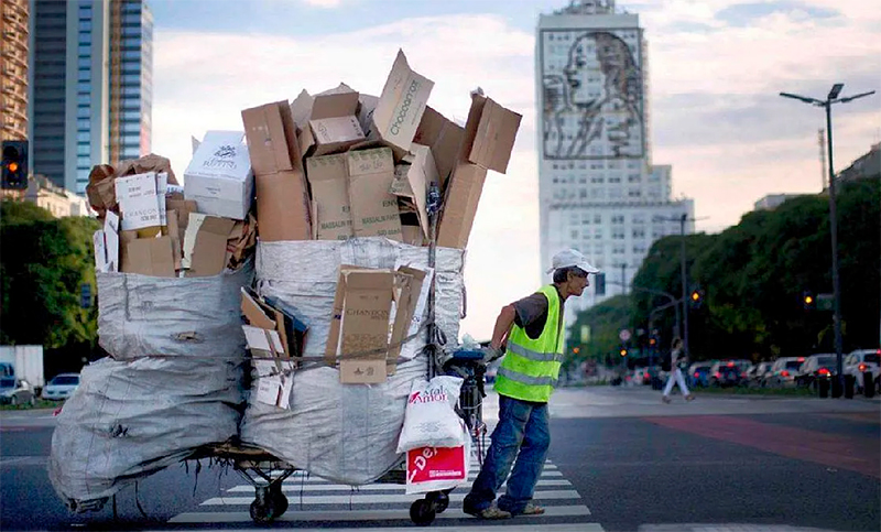En la ciudad más rica de Argentina, más del 35% de la población no llega cubrir sus necesidades básicas