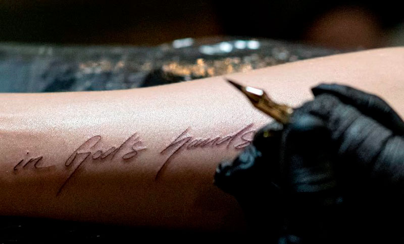 El Vaticano prohíbe exhibir tatuajes y piercings a los trabajadores de la basílica de San Pedro