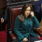 Senadores dieron marcha atrás con el aumento de dietas y congelaron los sueldos