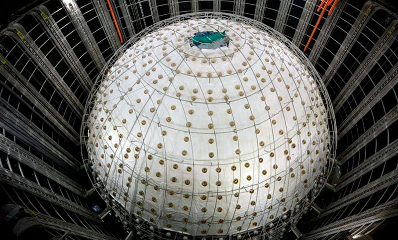 China construyó enorme esfera subterránea para atrapar «partículas fantasma»