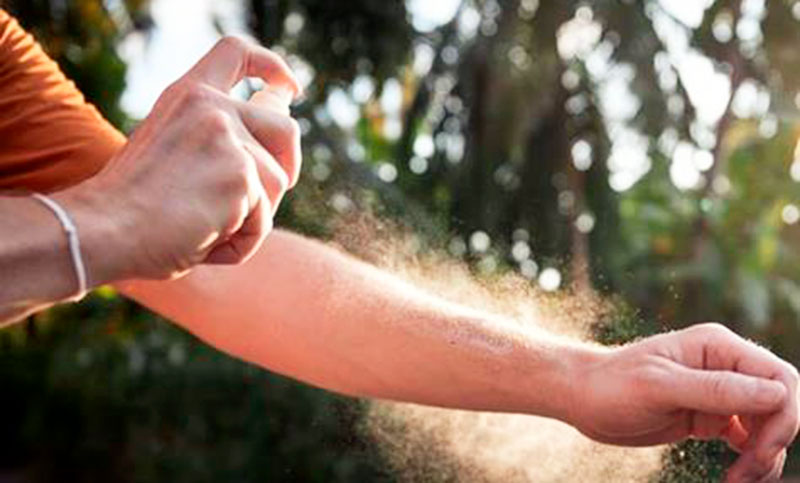 Prohíben un repelente de insectos por irregularidades