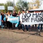 Desde la llegada de Milei, se perdieron más de 126 mil empleos y cerraron más de 2.300 empresas