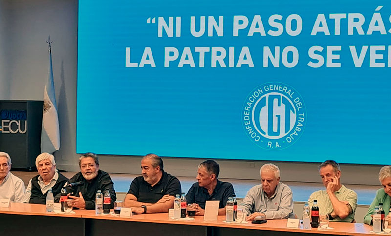 La CGT reafirma su intención de dialogar con el Gobierno de Milei y desestima una medida de fuerza