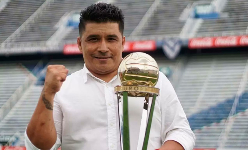 Omar Asad se postuló para dirigir a Vélez