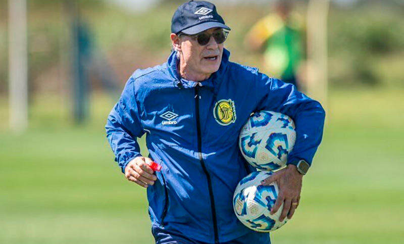 Holan: «Al jugador hay que bancarlo y sobre todo hay que darle tiempo»