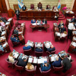 Santa Fe: Diputados aprobó la ley Tributaria para 2025 y la adhesión de la provincia al polémico Rigi de Milei