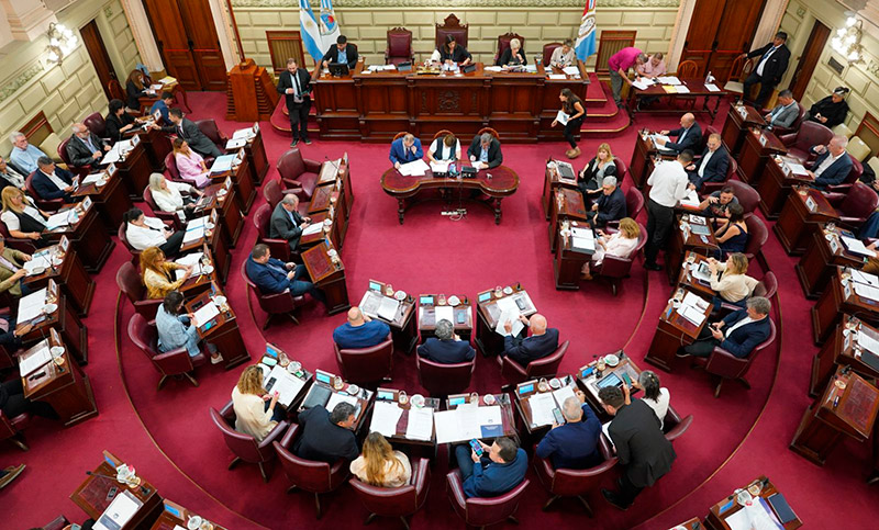 Santa Fe: Diputados aprobó la ley Tributaria para 2025 y la adhesión de la provincia al polémico Rigi de Milei