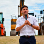 Pullaro se adjudicó parte del logro por la baja de retenciones, y los libertarios lo cruzaron por “degenerado fiscal”