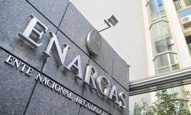 El Gobierno convoca a audiencia pública para definir los aumentos de tarifas del gas