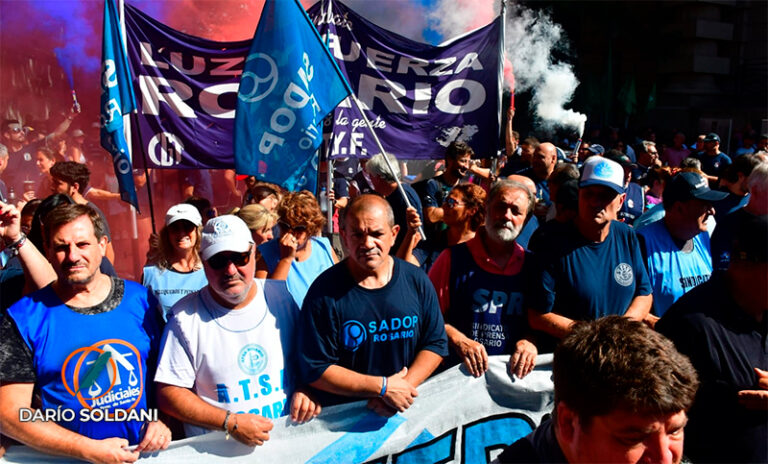 La Intersindical Rosario sobre los dichos de Milei: “La democracia peligra y la realidad duele”