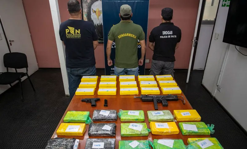 Desarticulan una banda narco liderada por un ex jefe de Gendarmería: secuestran 31 kilos de cocaína