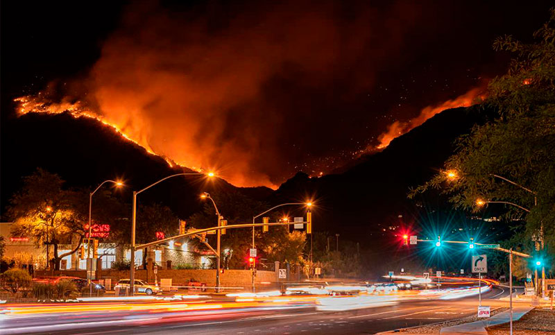 Nuevo incendio forestal a 80 km del centro de Los Ángeles