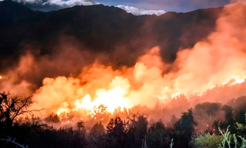 Detuvieron a tres sospechosos por los incendios en El Bolsón