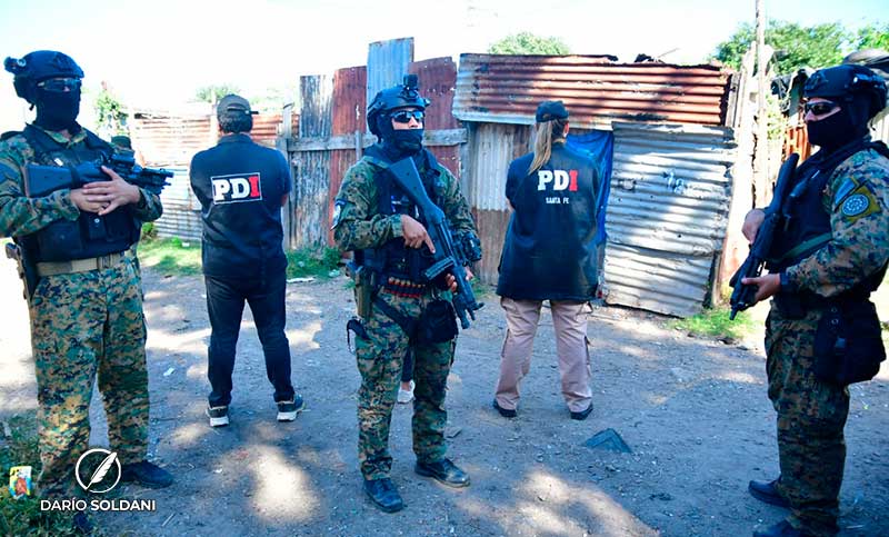 Golpe al narcotráfico: 100 allanamientos, detenciones y secuestro de armas, dinero y material estupefaciente