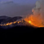 La lluvia trajo alivio en El Bolsón, pero hay temor de que el viento propague los incendios forestales