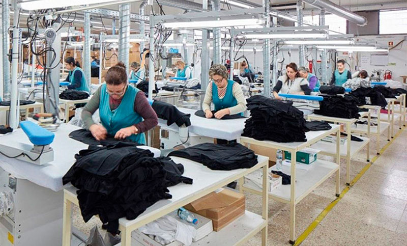La industria manufacturera repuntó en diciembre, pero tuvo un desempeño negativo en 2024