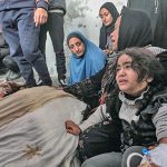 Mueren 17 palestinos a causa de los bombardeos israelíes sobre casas y campamentos de desplazados