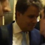 Milei se cruzó con Manes, quien luego denunció amenazas de Santiago Caputo