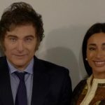 Denuncian que el Gobierno ordenó no controlar las valijas de una mujer que llegó en un vuelo privado desde Miami