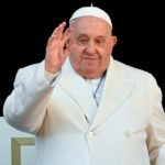 La salud del pontífice: el papa Francisco se recuperó de la crisis y pasó «una noche tranquila»