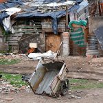 Casi el 35% de los argentinos fueron pobres: un adulto necesitó más de $327.000 para cubrir sus necesidades 