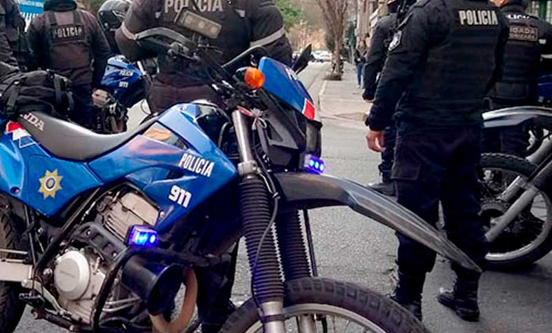 Socios en todos los negocios: acusan a 6 policías por delitos vinculados al tráfico de drogas, extorsiones y procedimientos ilegales