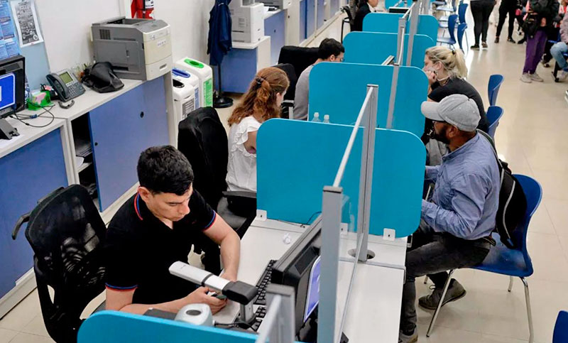 UPCN acepta y ATE rechaza el aumento salarial por debajo de la inflación ofrecido por el Gobierno nacional