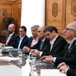 El Gobierno prepara un IVA compartido con las provincias para que haya “competencia” entre ellas