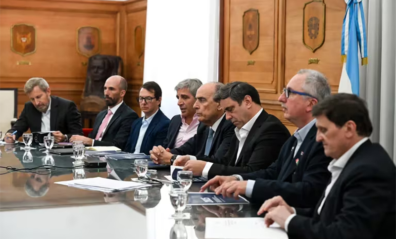 El Gobierno prepara un IVA compartido con las provincias para que haya “competencia” entre ellas