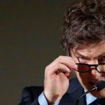 El presidente Javier Milei denunció a tres periodistas por injurias y calumnias