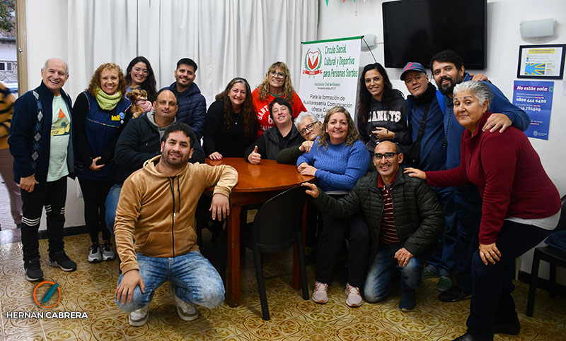 El Círculo de Sordos de Rosario, a punto de quedar en la calle: “No tenemos quién nos ayude, ¿a dónde vamos a ir?”