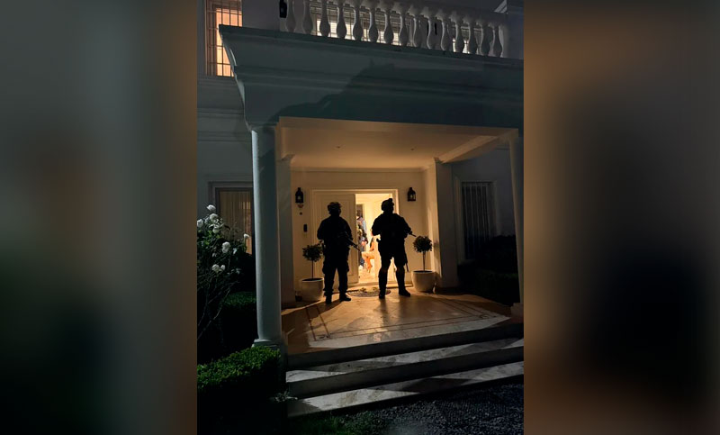 Detuvieron al «Rey de La Salada» tras más de 60 allanamientos por presunta evasión fiscal y lavado de activos