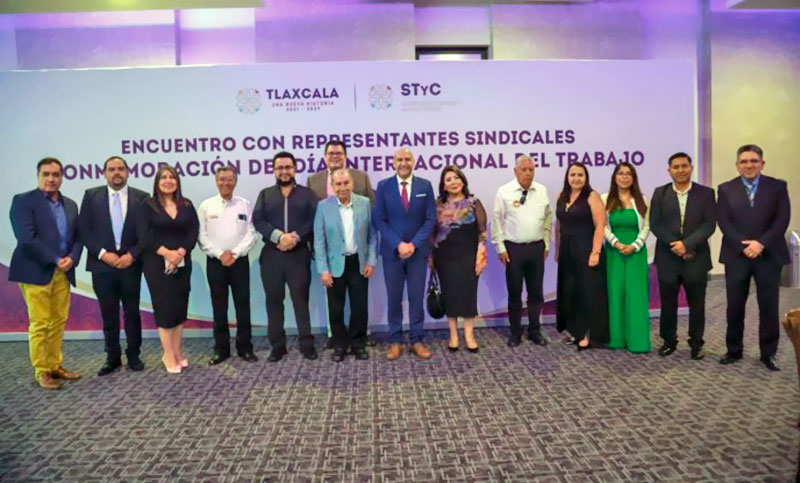 Sindicatos de México respaldan al Gobierno y se manifiestan contra «los aranceles y el injerencismo»