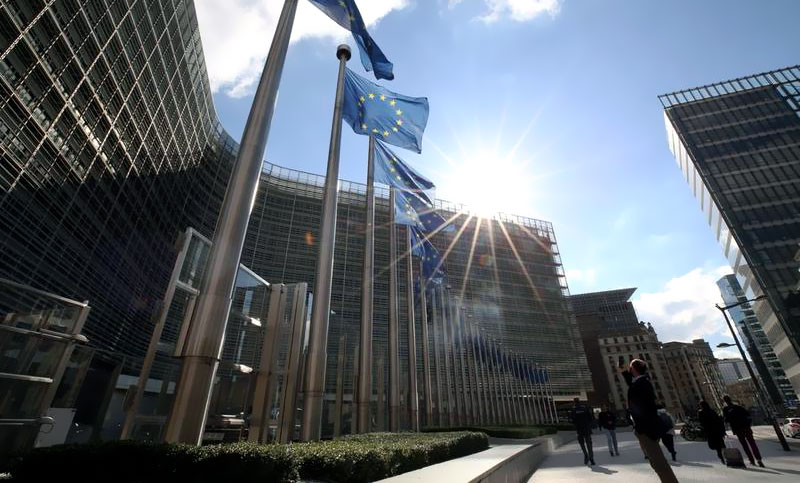 La Unión Europea contempla gravar importaciones de Estados Unidos por 95.000 millones de euros