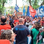 Los maestros continúan reclamando por salarios: «Hay docentes que tienen graves dificultades para llegar a fin de mes»