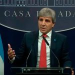 ¿Cuántos dólares tiene el ministro de Economía Caputo en cuentas del exterior?