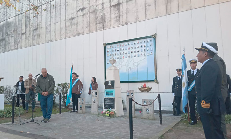 Rosario recuerda a Malvinas: “Esta fecha nos revive todo lo que significó esta gesta patriótica”