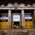 Crecen las transferencias a las provincias, pero de una torta con porciones más chicas