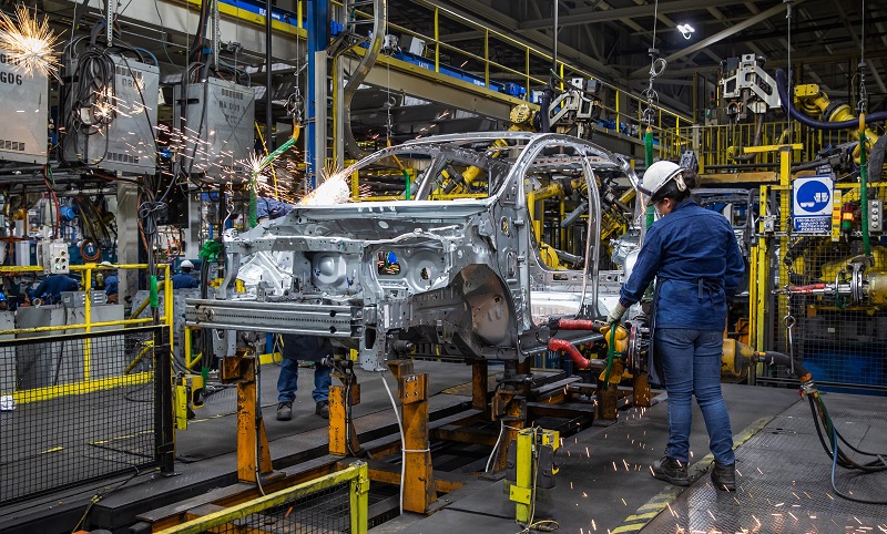 Por la crisis económica, General Motors suspenderá trabajadores una vez por semana