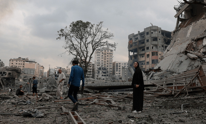 Se agudiza la guerra en Franja de Gaza, nuevas definiciones de candidaturas presidenciales en Bolivia y superdomingo electoral en Europa